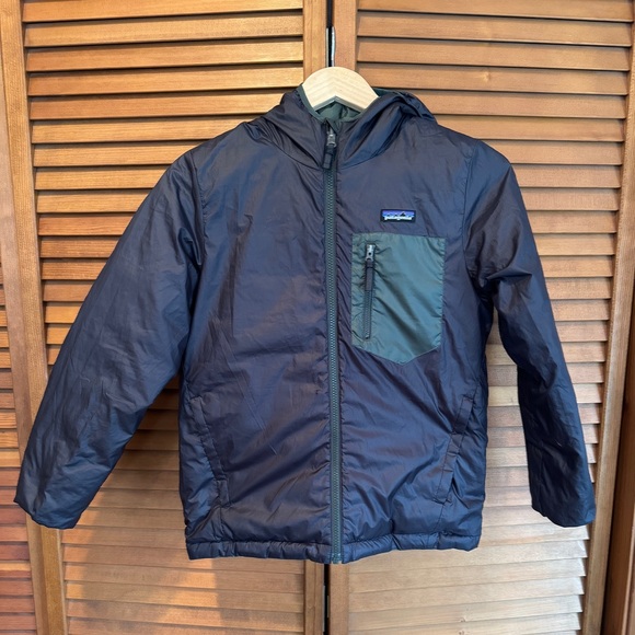 Patagonia Kids Water Repellent Reversible
Down Sweater Hoodie Alder Green Size M - Picture 5 of 7